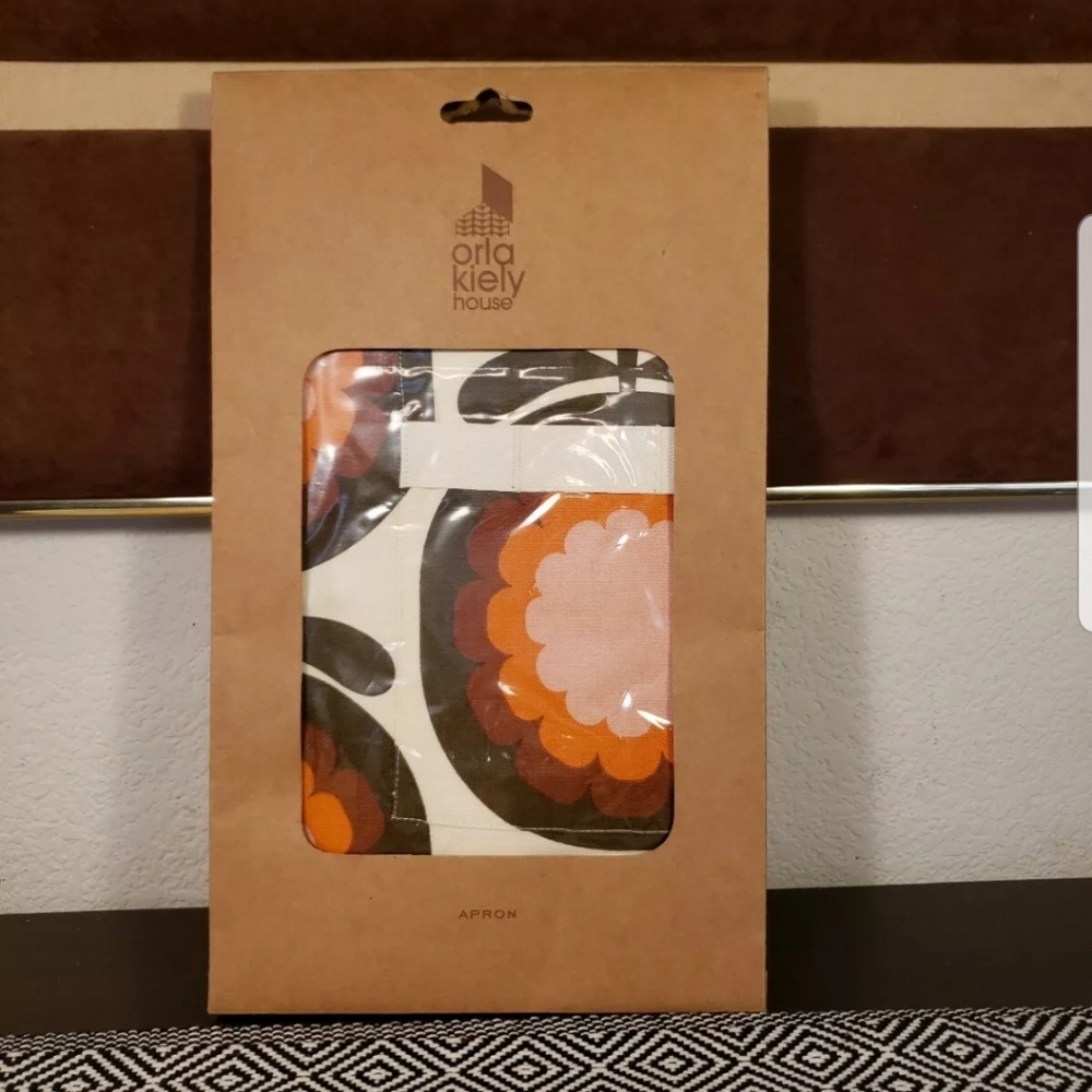 Orla Kiely Apron Melon Tomato Retro Print